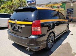 Mobil Toyota Wish 2005 1.8 MPV dijual, Kalimantan Selatan 4