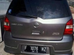 Dijual mobil bekas Nissan Grand Livina Highway Star, Lampung  1