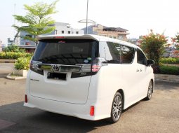 Mobil Toyota Vellfire ZG Audio Less Automatic 2015 terawat di DKI Jakarta 4