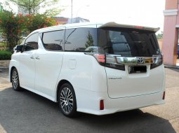 Mobil Toyota Vellfire ZG Audio Less Automatic 2015 terawat di DKI Jakarta 5