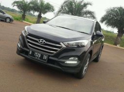 Mobil Hyundai Tucson 2016 GLS dijual, Banten 3