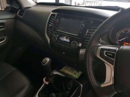 Jual cepat Mitsubishi Triton 2018 di Lampung 5