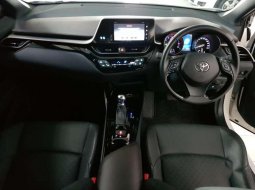 Jual mobil bekas murah Toyota C-HR 2018 di Jawa Tengah 3