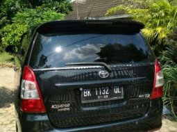 Mobil Toyota Kijang Innova 2012 V terbaik di Aceh 1