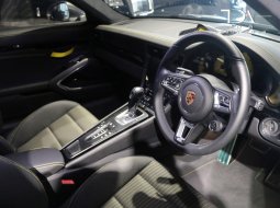 Jual cepat Porsche 911 Carrera T 2018 di DKI Jakarta 6