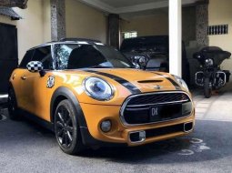 Mobil MINI Cooper 2014 S dijual, Bali 4