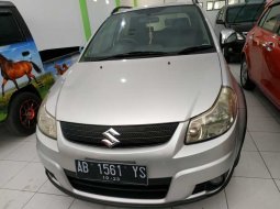 Dijual mobil Suzuki SX4 X-Over 2007 bekas, DI Yogyakarta 2