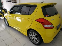 Dijual mobil Suzuki Swift SPORT 2014 bekas, DI Yogyakarta 4