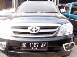 Dijual mobil Toyota Fortuner 2.5 G 2008 bekas, Sumatera Utara 2