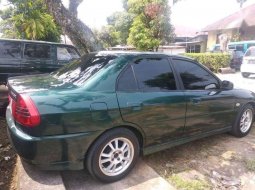 Mobil Mitsubishi Lancer 1999 SEi terbaik di Sumatra Barat 2