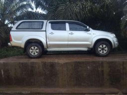 Kalimantan Barat, jual mobil Toyota Hilux 2016 dengan harga terjangkau 5