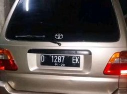 Jual mobil Toyota Kijang LGX 2010 bekas, Jawa Barat 1