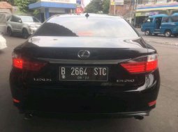 Mobil Lexus ES 2014 250 terbaik di DKI Jakarta 8