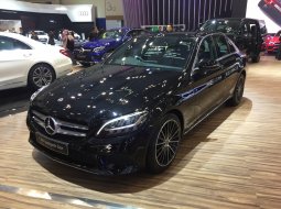 DKI Jakarta, dijual mobil Mercedes-Benz C-Class C200 2019  1