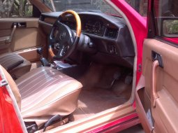 Jual mobil bekas Mercedes-Benz 190E 1.9 1983 dengan harga murah di DKI Jakarta  3