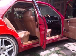 Jual mobil bekas Mercedes-Benz 190E 1.9 1983 dengan harga murah di DKI Jakarta  5