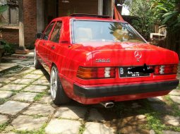 Jual mobil bekas Mercedes-Benz 190E 1.9 1983 dengan harga murah di DKI Jakarta  6