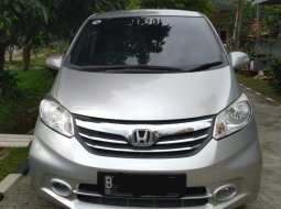 Jual mobil Honda Freed PSD 2013 murah di DKI Jakarta  1