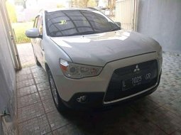 Mobil Mitsubishi Outlander 2013 dijual, Jawa Timur 7