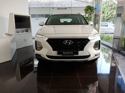 Jual Murah Mobil Hyundai Grand Santa Fe CRDi VGT 2.2 Automatic 2019 di DKI Jakarta 1