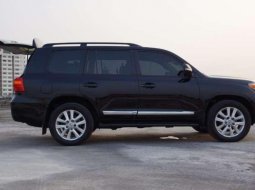 Mobil Toyota Land Cruiser 2013 V8 4.7 dijual, DKI Jakarta 4