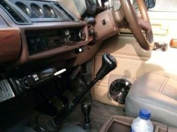 Chevrolet Trooper 1989 Jawa Timur dijual dengan harga termurah 5