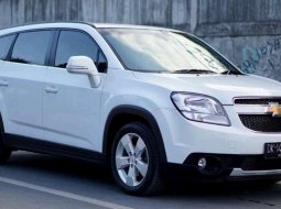 Mobil Chevrolet Orlando 2014 LT dijual, Bali 3