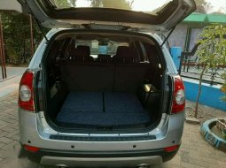 Dijual mobil bekas Chevrolet Captiva 2.4L FWD, Jawa Timur  6