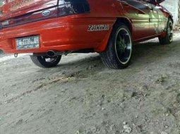 Ford Laser 1993 Jawa Timur dijual dengan harga termurah 4