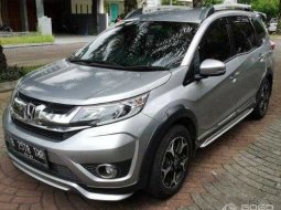 Jual mobil Honda BR-V E 2017 bekas, DI Yogyakarta 3