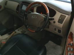 Jual cepat Toyota Kijang Innova 2.5 V 2007 di Aceh 4