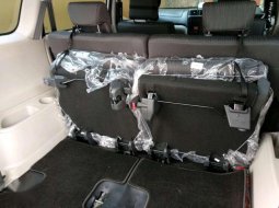 Mobil Daihatsu Xenia 2019 R dijual, Lampung 4