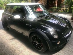 Mobil MINI Cooper 2005 S terbaik di Jawa Barat 3