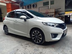 Jual mobil Honda Jazz RS 2016 bekas di Jawa Barat  7