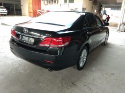 Jual mobil Toyota Camry V 2010 harga murah di Jawa Barat 4