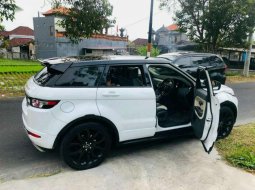 Land Rover Range Rover Evoque 2012 Bali dijual dengan harga termurah 4