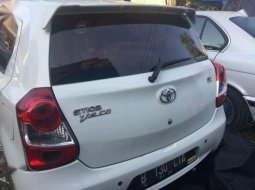 Jual mobil bekas murah Toyota Etios 2014 di DKI Jakarta 3