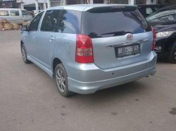 Mobil Toyota Wish 2004 terbaik di Pulau Riau 1