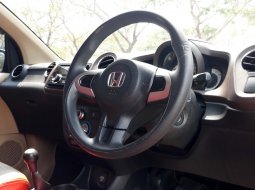 Mobil Honda Brio Satya E 1.2 MT 2013 terawat di Jawa Barat  4