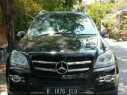 Mobil Mercedes-Benz GL 2007 GL 500 dijual, Jawa Timur 8