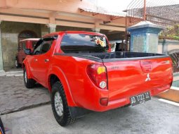 Mobil Mitsubishi Triton 2011 dijual, Jawa Tengah 7