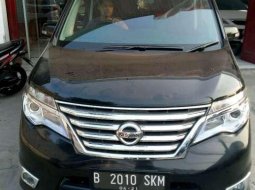 Mobil Nissan Serena 2016 terbaik di Jawa Barat 6