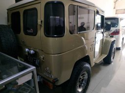 Jual mobil bekas murah Toyota Land Cruiser 4.0 Manual 1990 di DIY Yogyakarta 5