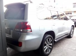 Dijual mobil bekas Toyota Land Cruiser V8 4.7 2009, Sumatra Utara 3