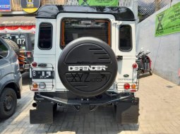 DKI Jakarta, Land Rover Defender 2016 kondisi terawat 8