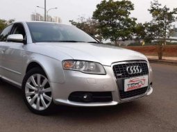 Mobil Audi A4 2007 S-Line terbaik di Banten 6