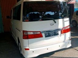 Jual cepat Daihatsu Luxio X 2011 di Kalimantan Selatan 3