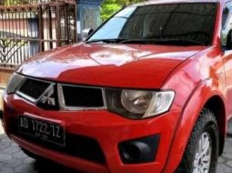 Mobil Mitsubishi Triton 2011 dijual, Jawa Tengah 5