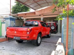 Mobil Mitsubishi Triton 2011 dijual, Jawa Tengah 4