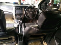 Jual mobil Nissan Grand Livina Highway Star 2013 bekas, Jawa Barat 2